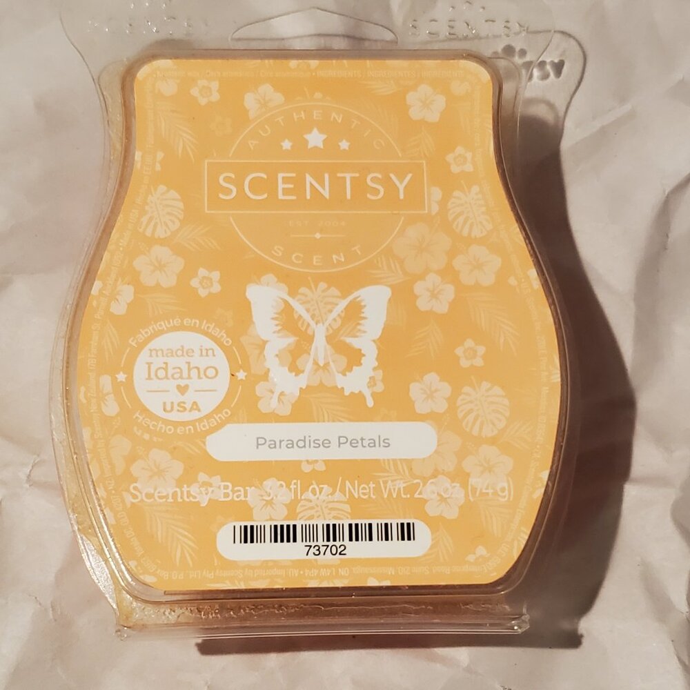 NIP Scentsy Paradise Petals Scent Bar Wax Cubes